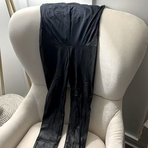 Spanx Faux Leather Maternity Leggjngs